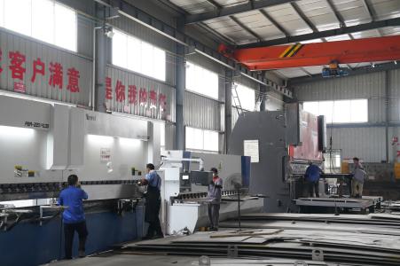 折彎機